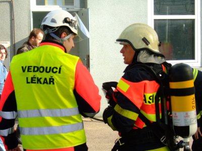 Požár a evakuace osob z objektu E.ON, České Budějovice, 30.3.2011 10