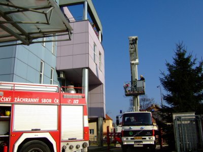 Požár a evakuace osob z objektu E.ON, České Budějovice, 30.3.2011 14