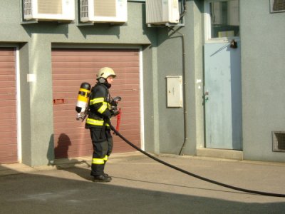 Požár a evakuace osob z objektu E.ON, České Budějovice, 30.3.2011 45