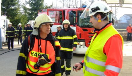 Požár a evakuace osob z objektu E.ON, České Budějovice, 30.3.2011