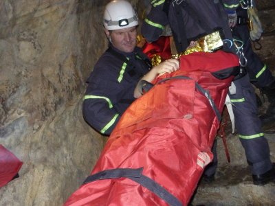 Taktické cvičení Chýnovské jeskyně, 23.4.2012 13