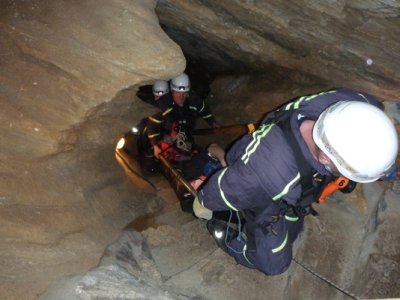 Taktické cvičení Chýnovské jeskyně, 23.4.2012 20