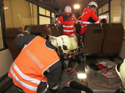 Gműnd - společné cvičení záchranných složek Dolního Rakouska a Zdravotnické záchranné služby JčK 20