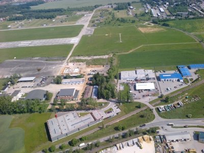 Stavba nové základny na letišti v Plané u ČB - Jižní strana 2