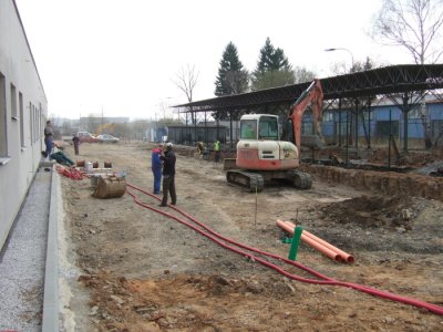 Stavba nové základny na letišti v Plané u ČB - Jižní strana 17