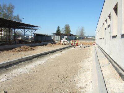 Stavba nové základny na letišti v Plané u ČB - Jižní strana 18
