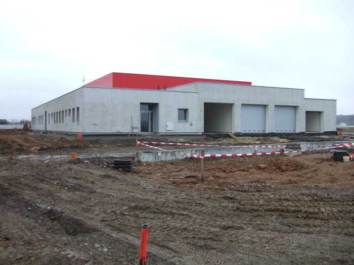Stavba nové základny na letišti v Plané u ČB - Východní strana