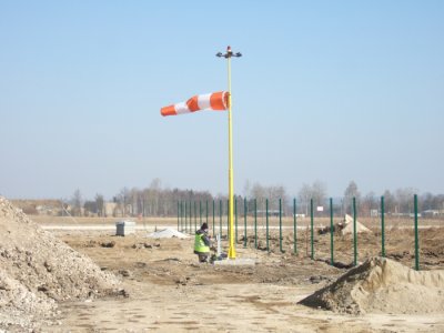 Stavba nové základny na letišti v Plané u ČB - Východní strana 26
