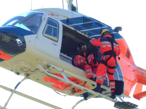 Výcvik vysazovačů, Bell 206, letiště České Budějovice, 9.6.2010