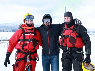 Lipno - nácvik záchrany ze zamrzlé vodní hladiny, 8.3.2013 4
