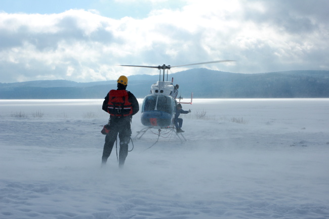 Lipno - nácvik záchrany ze zamrzlé vodní hladiny, 8.3.2013