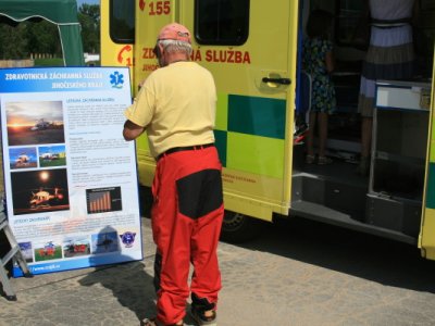 První návštěvníci