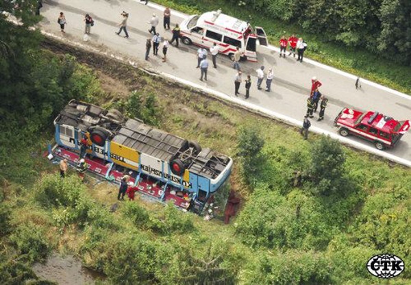 Dopravní nehoda autobusu u Rožumberku, 3.8.2007