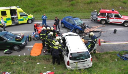 Dopravní nehoda tří osobních vozů - Protivín, 10.7.2012